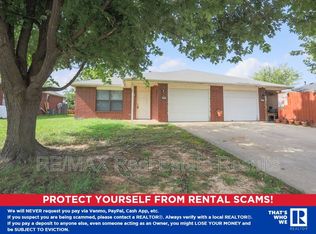 2223 W Roselawn St, Rogers, AR 72756