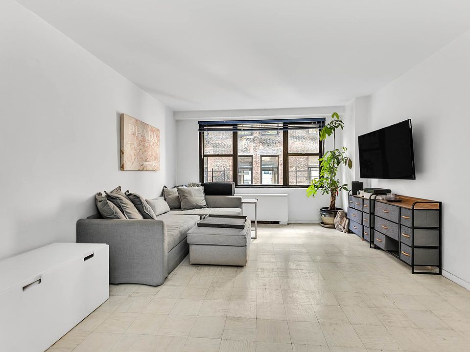 1st image of 7 E 14th St APT 822