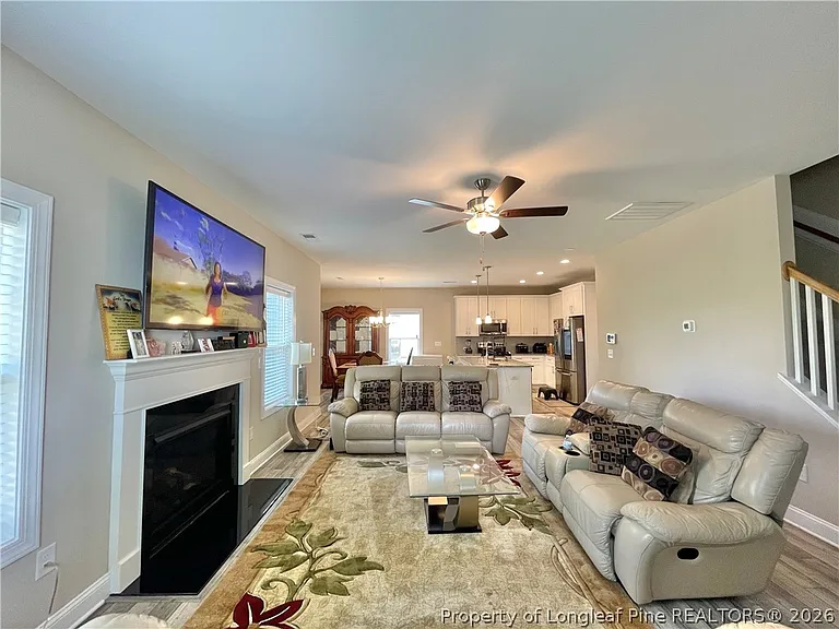 148 Old Montague Way — Photo 8