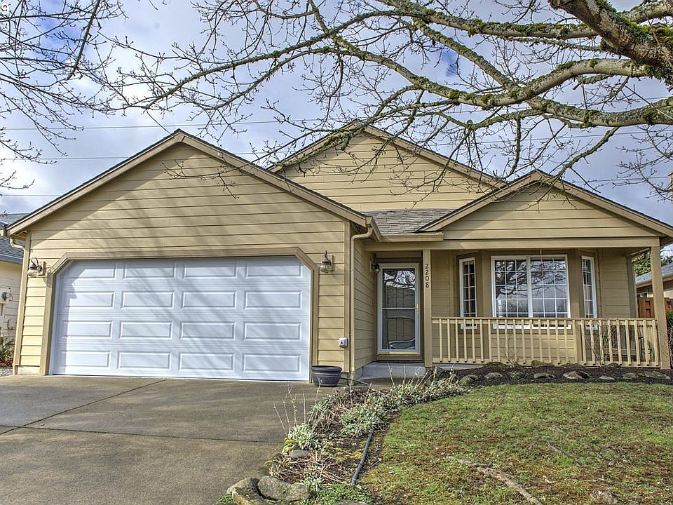 1st image of 2208 SE 176th Pl