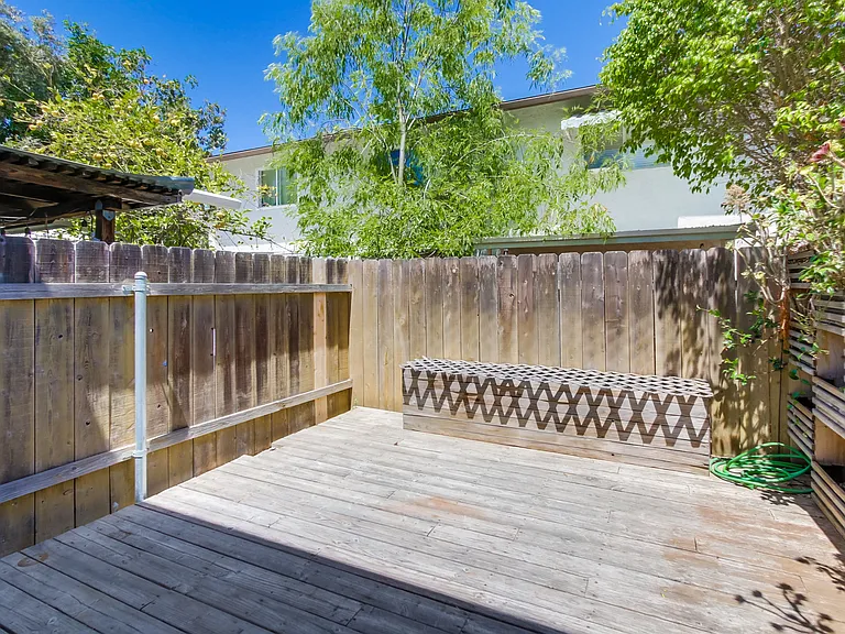 6414 Bell Bluff Ave — Photo 7