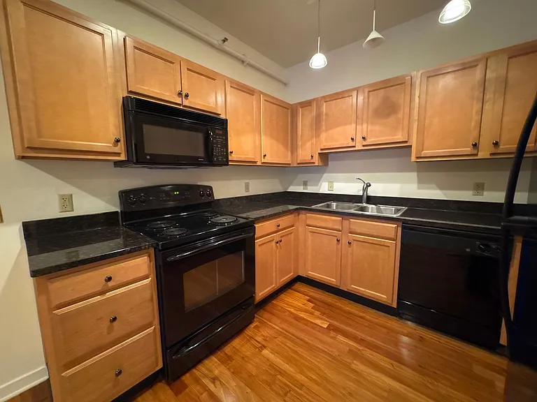 11 W 2nd St #381 — Photo 14