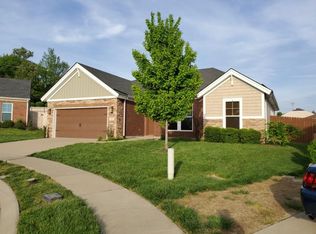 2103 Meadowhill Ln, Utica, KY 42376