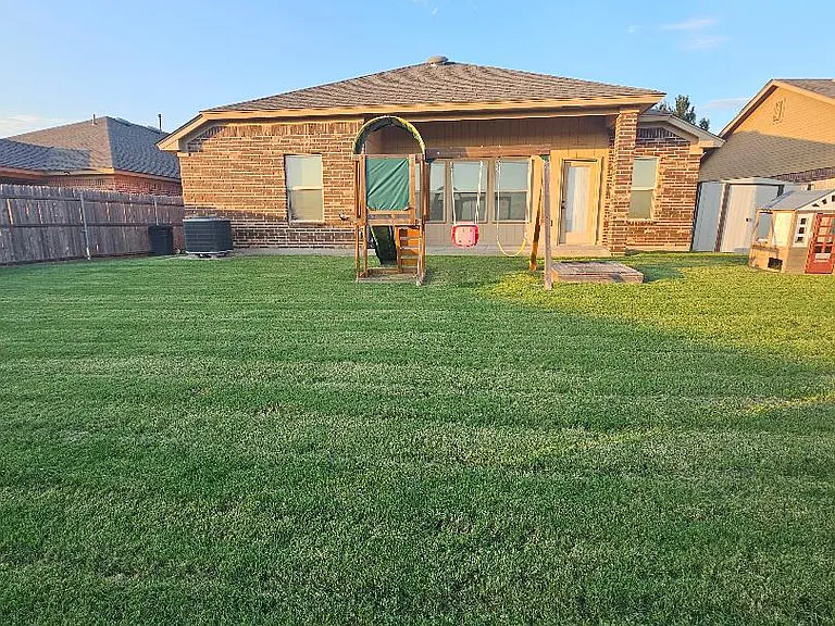 2732 Lerkim Ln — Photo 26