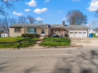 1435 Easton Ave, Waterloo, IA 50702