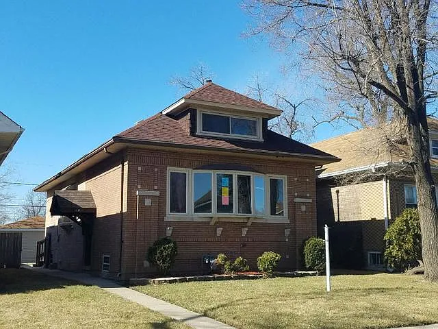 102 Bellwood Ave photo 1