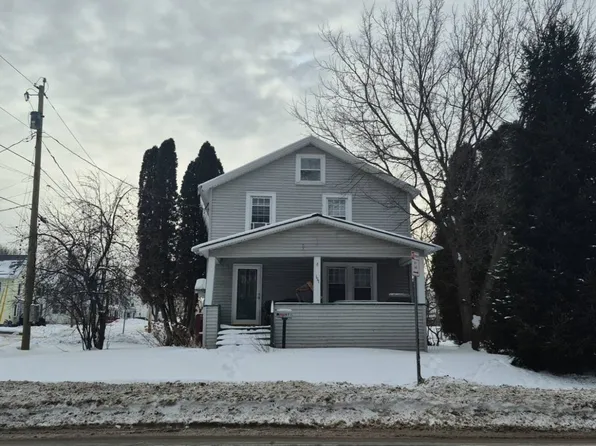 197 E Orvis St, Massena, NY 13662