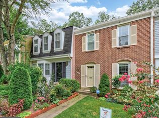 10044 Maple Leaf Dr, Gaithersburg, MD 20886