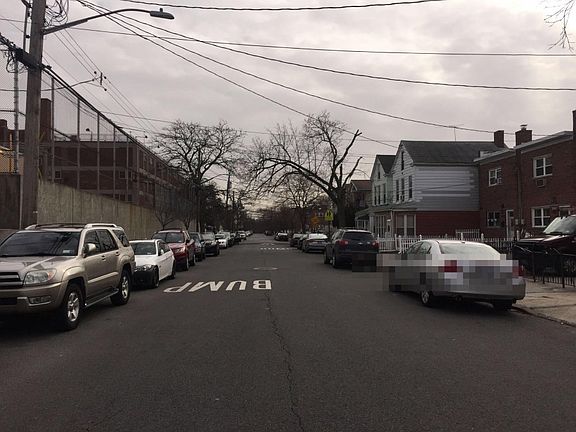 5th image of 4040 Hill Ave