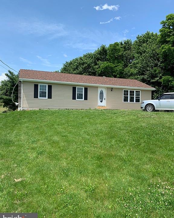 2nd image of 4900 Altenwald Rd