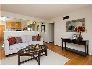 1st image of 5006 Redstone Dr