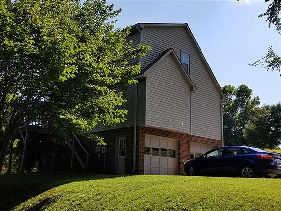 4th image of 5317 Moss Creek Ln