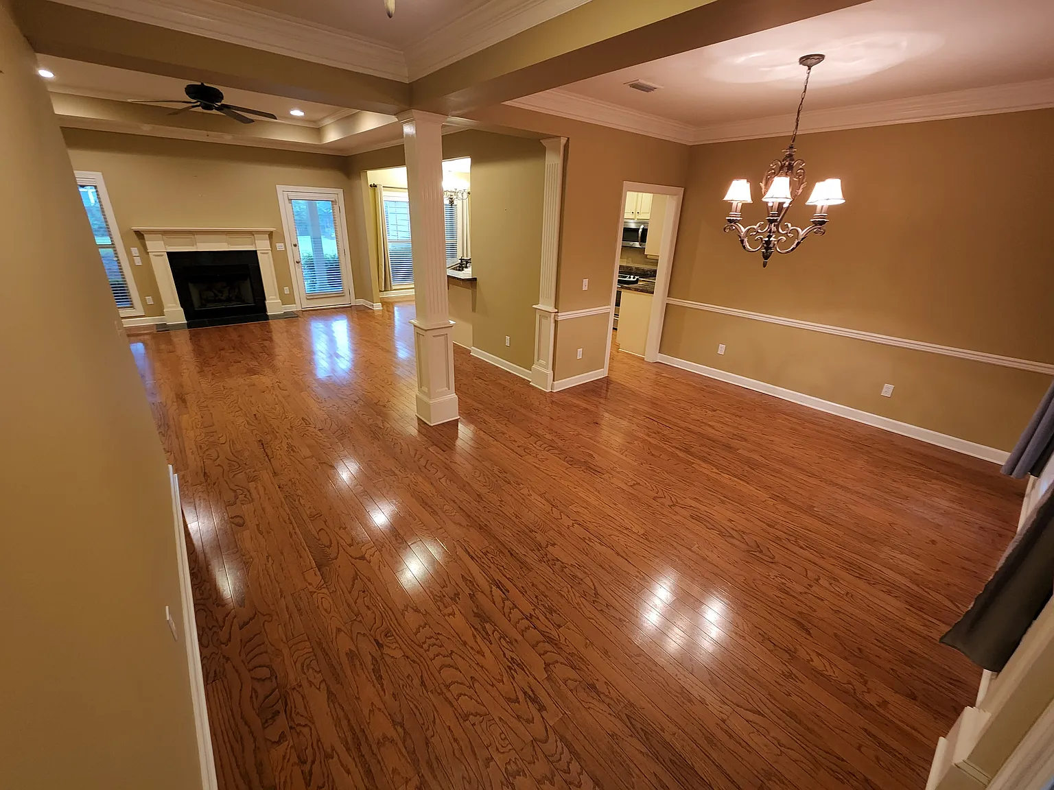 3 bed, 2080 sqft, $2,000 — Photo 2