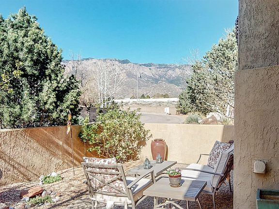 5th image of 2318 Calle De Gabriel NE