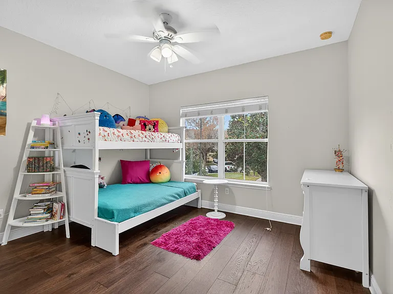 1121 Charming St — Photo 17