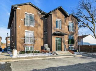 233 Watson Ave #301, Windsor, ON N8S3R8