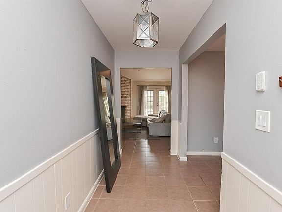 4th image of 14131 Woodthorpe Ln