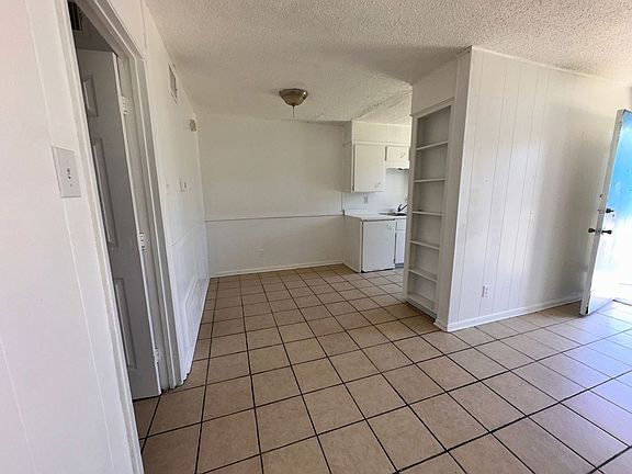 2nd image of 908 Adams Ave #106
