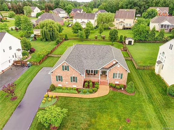 2nd image of 6013 Carrington Green Pl