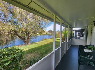 2607 SE Tropical East Cir E, Pt Saint Lucie, FL 34952