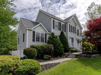 11 Hickory Pond Lane, Stratham, NH, 03885