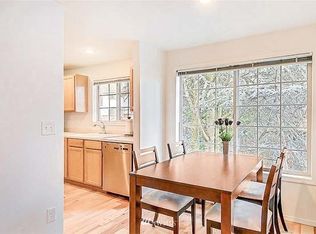 8510 23rd Ave NE APT 3, Seattle, WA 98115