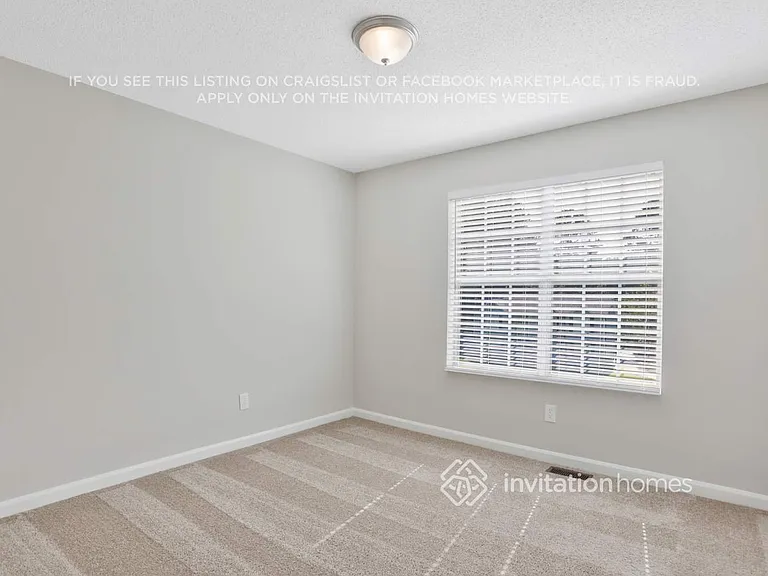 7607 Stonedraw Ct — Photo 12