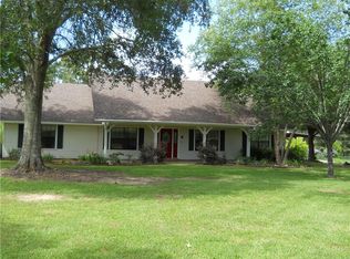 203 Fadler Rd, Deville, LA 71328