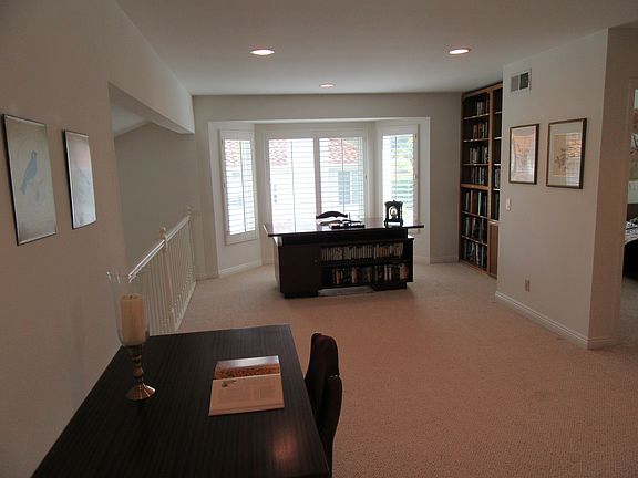 4th image of 5190 Bromely Dr