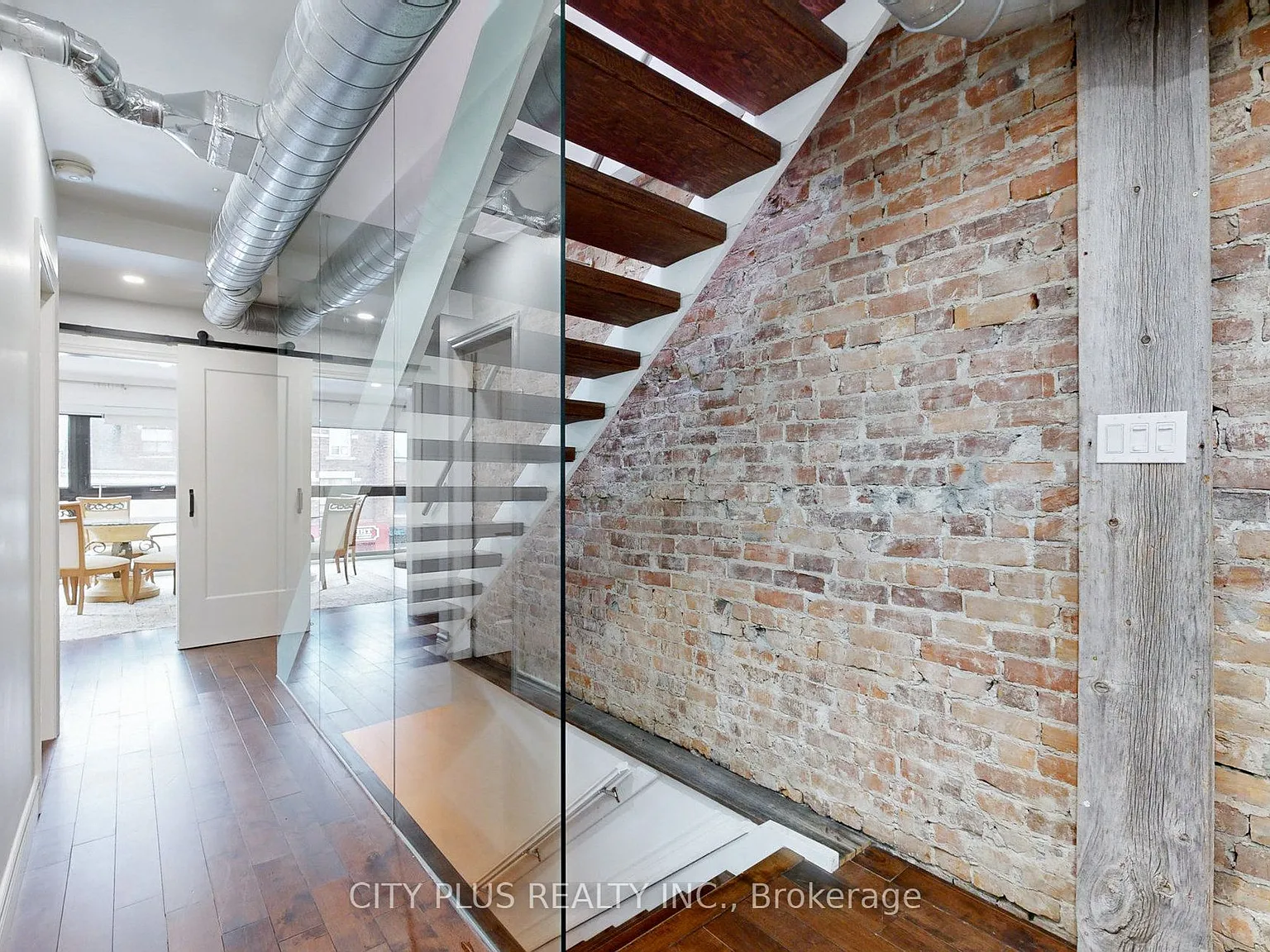 5 bed, $6,300 — Photo 3
