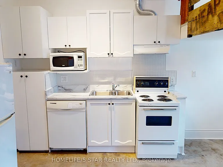 1152 Gerrard St E #203 — Photo 7