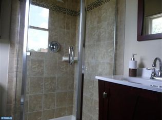 6 Treelawn Ter, Hamilton, NJ 08619