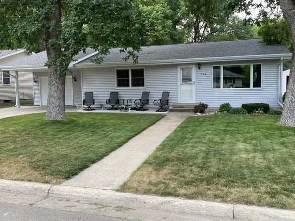 502 Kathryn Ave, Marshall, MN 56258