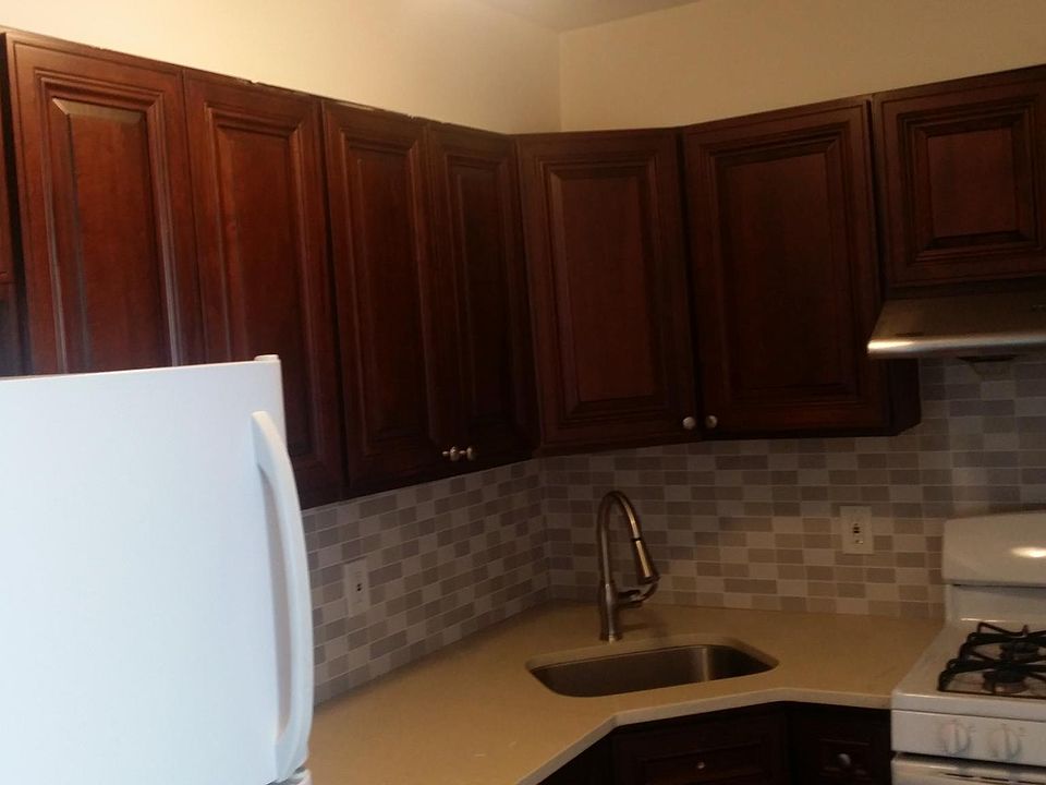 2nd image of 761 E 226th St #8