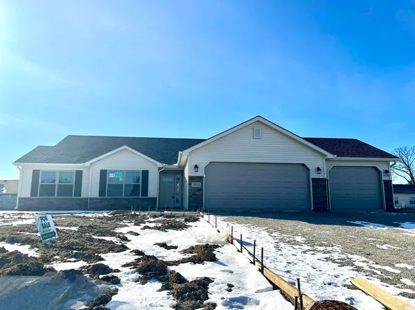 3064 E Butler Ct, Columbia City, IN 46725