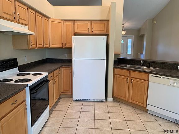 5th image of 25 Brittany Ln