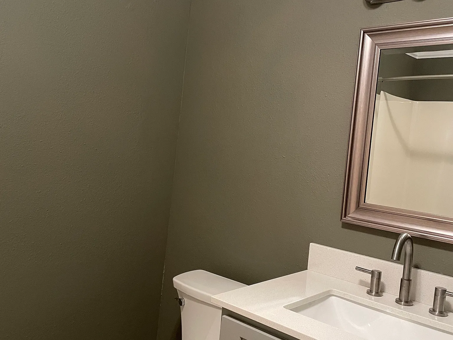 2 bed, 950 sqft, $1,450 — Photo 3