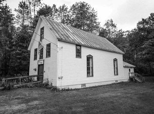 82 Post Office Hl, Granville, VT 05747