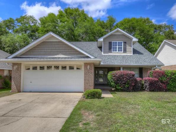8041 Deerwood Dr S, Daphne, AL 36526