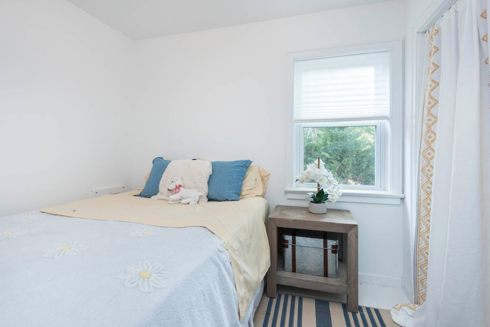  2 BEDROOM COTTAGE IN BACK OF PROPERTY