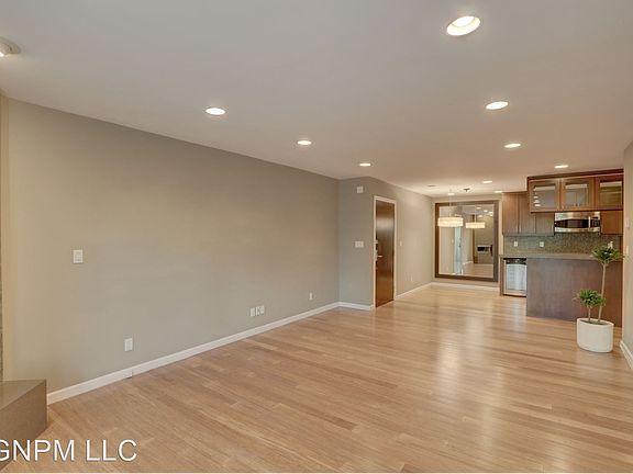 4th image of 1230 Horn Ave APT 512