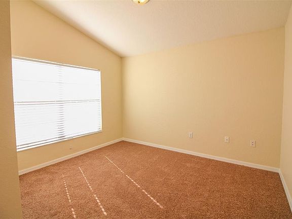 4th image of 1626 Turtle Rock Dr