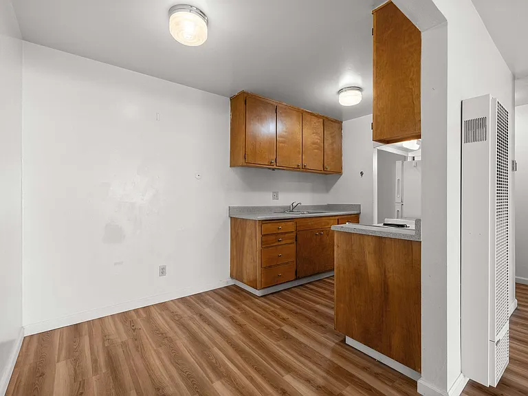 1920 Francisco LLC — Photo 19