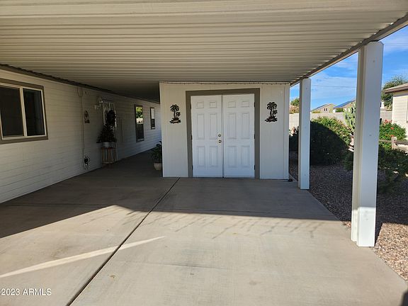 5th image of 988 E EAGLE Drive