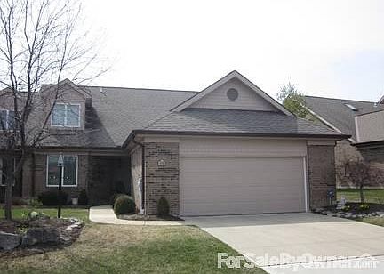 Welcome to our home!
						:
						Mailboxes and visitor parking at end of driveway!