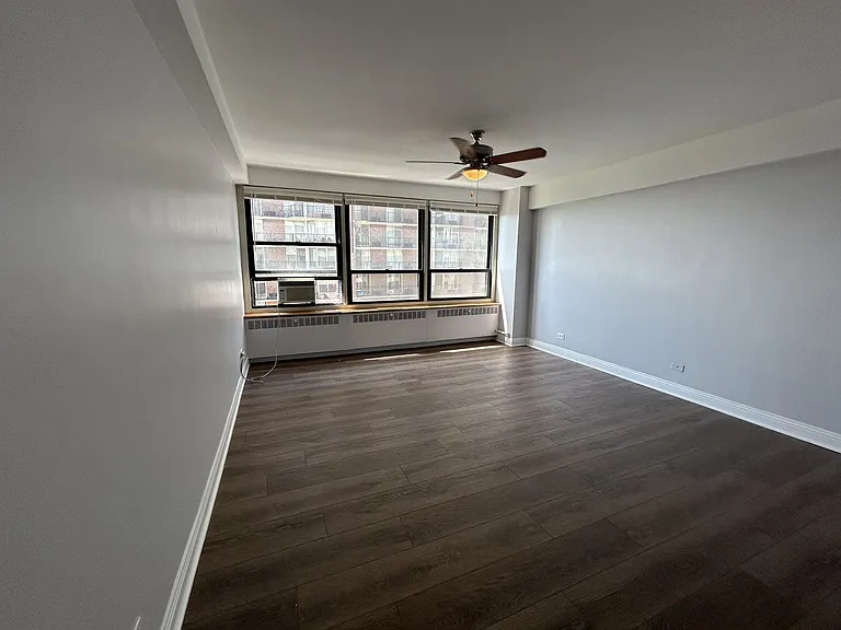 4180 Marine Terrace Apartments — Photo 179