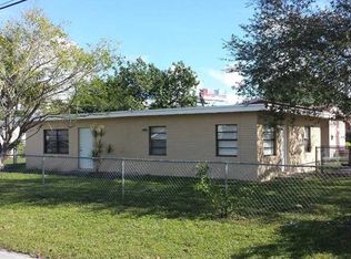 6241 Buchanan St, Hollywood, FL 33024