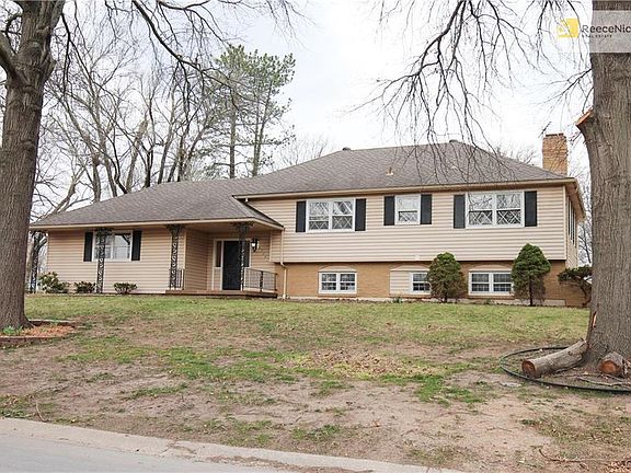 5th image of 2708 S Maybrook Ave