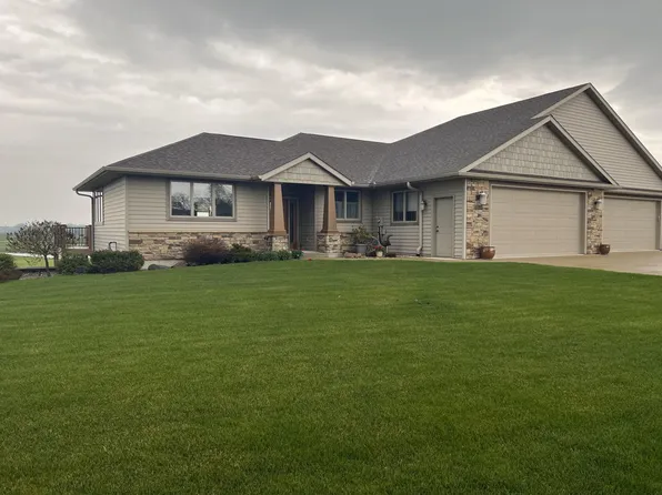2316 W 9th St, Albert Lea, MN 56007