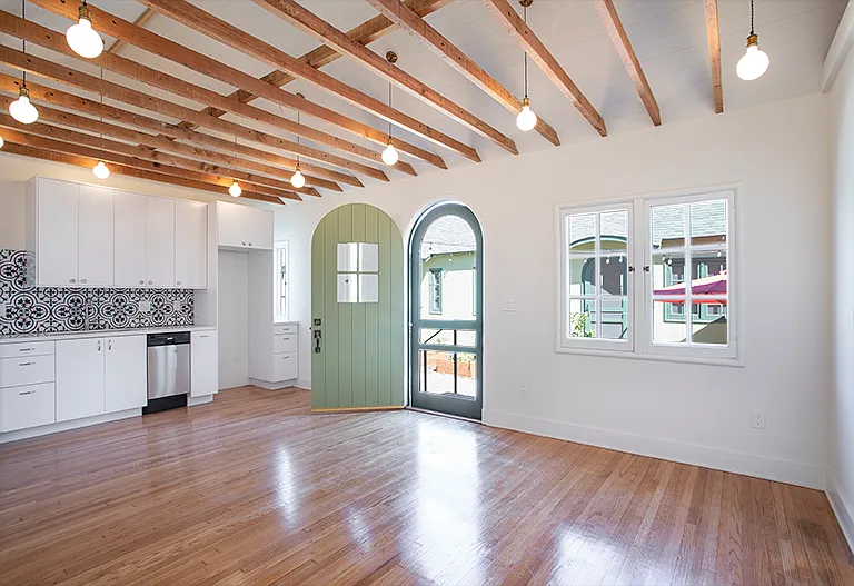937 E California Blvd #4 — Photo 2